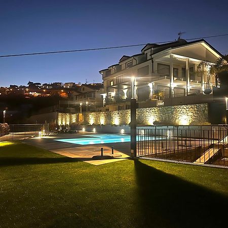 Villa La Matta Apartments And Luxury Suites 圣雷默 外观 照片