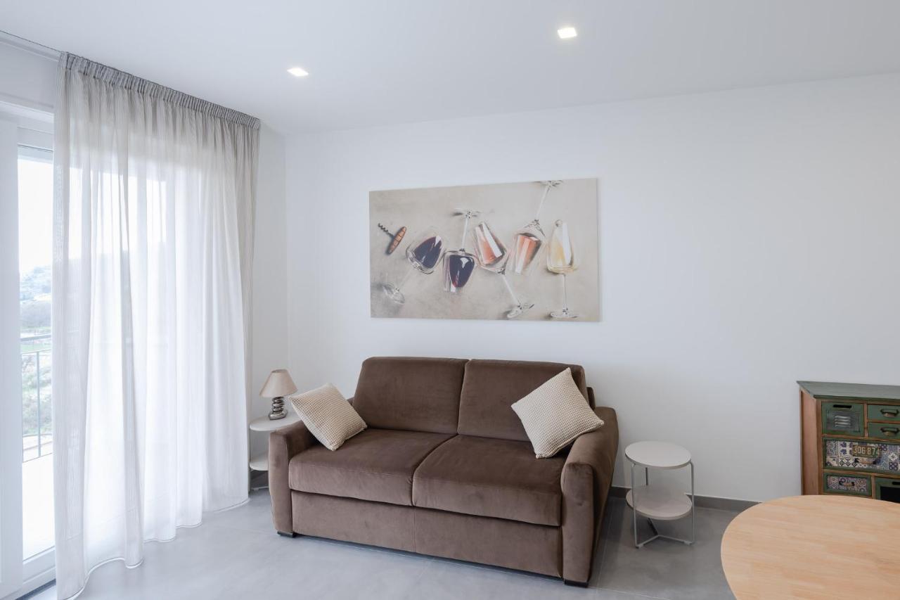 Villa La Matta Apartments And Luxury Suites 圣雷默 外观 照片