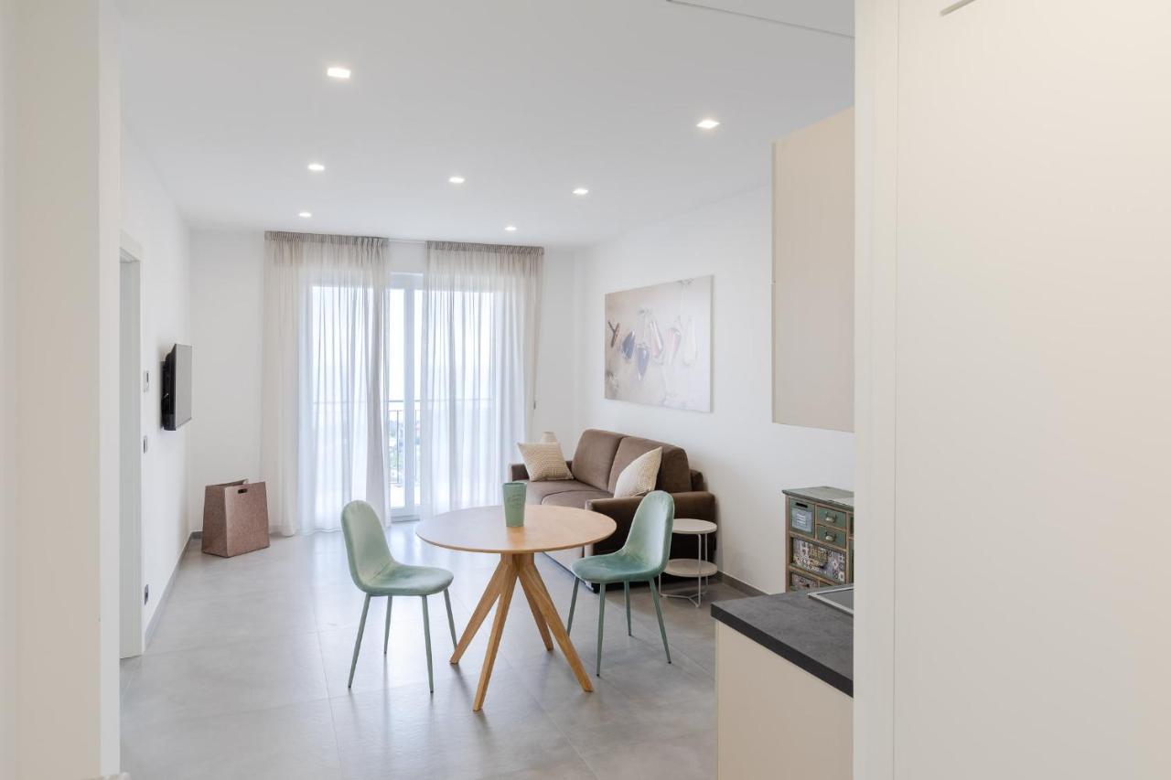 Villa La Matta Apartments And Luxury Suites 圣雷默 外观 照片